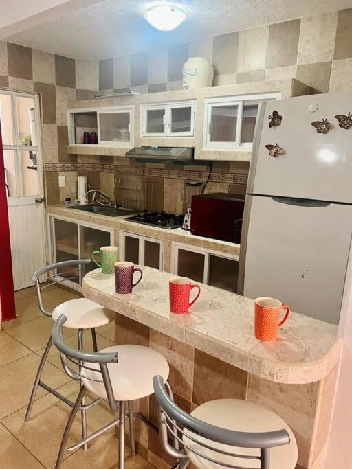 Casa Con Alberca A 8 Min De Playa Apartment Икстапа Екстериор снимка