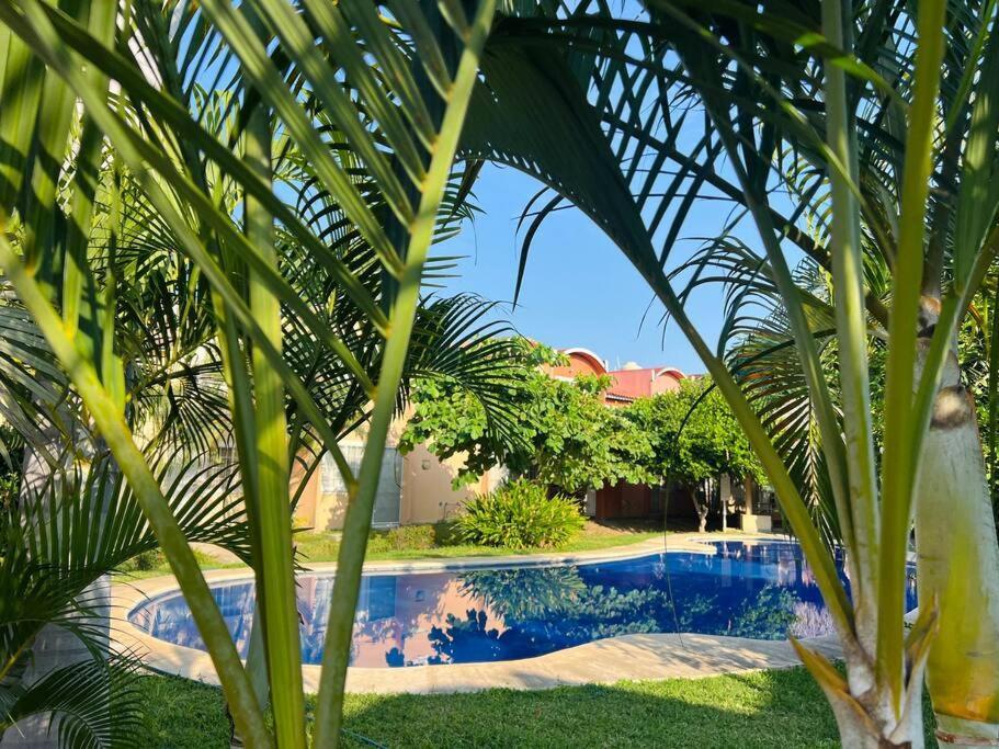 Casa Con Alberca A 8 Min De Playa Apartment Икстапа Екстериор снимка