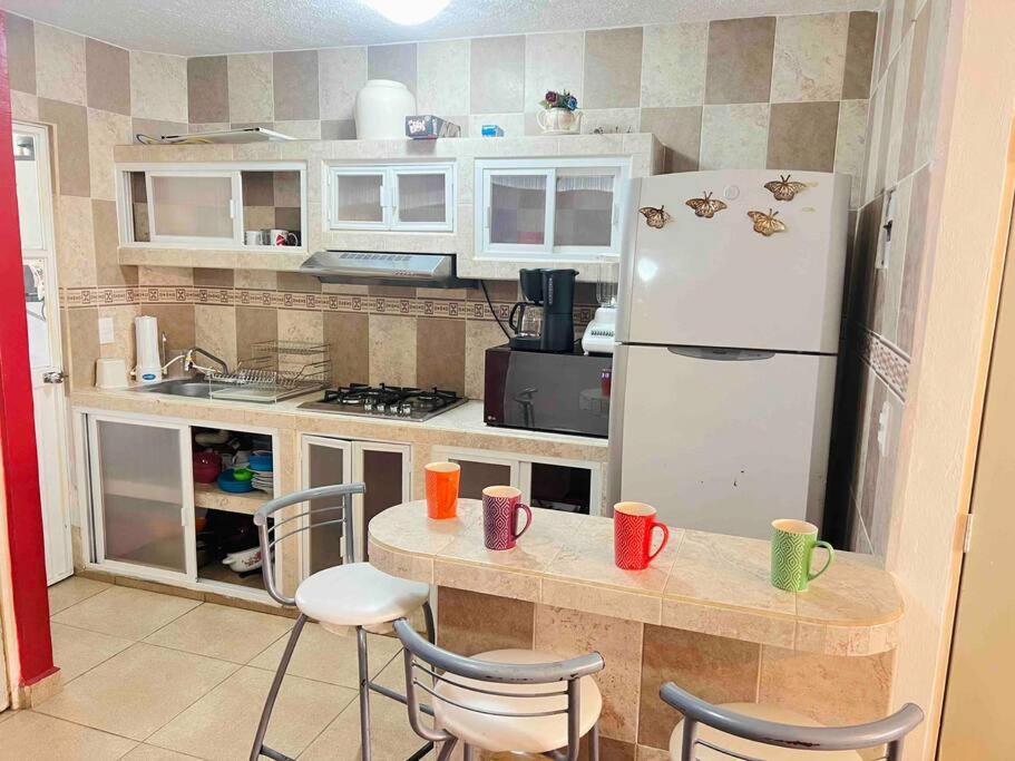 Casa Con Alberca A 8 Min De Playa Apartment Икстапа Екстериор снимка